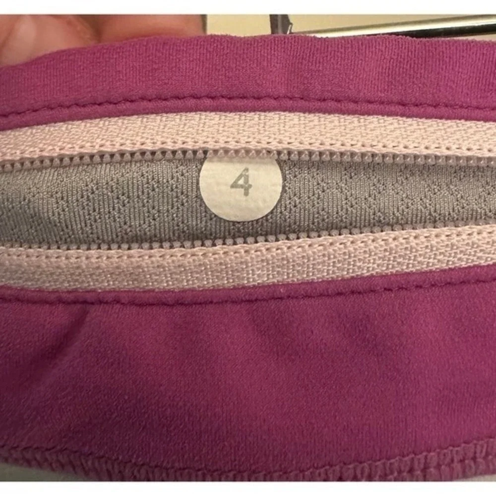 Lululemon Speed Short 2.5" – Coal Purple Crush Size (Sz 4) | Good condition - Picture 4 of 4